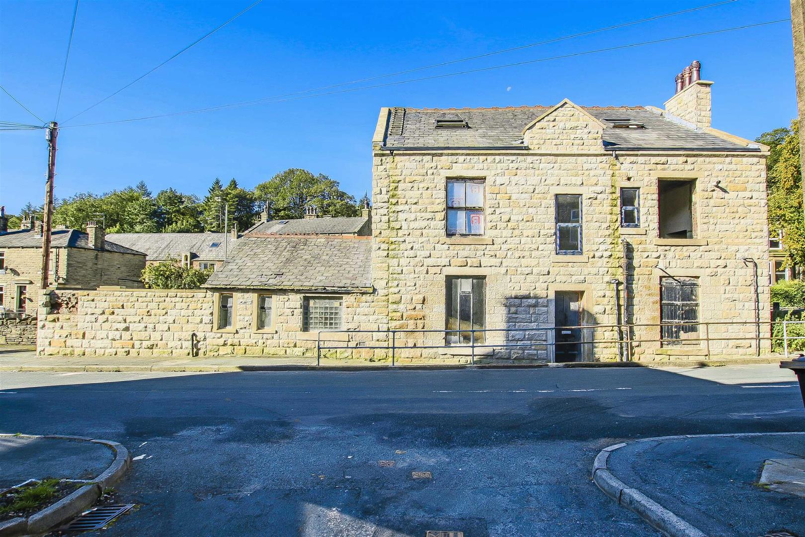Detached House For Sale - Main Image